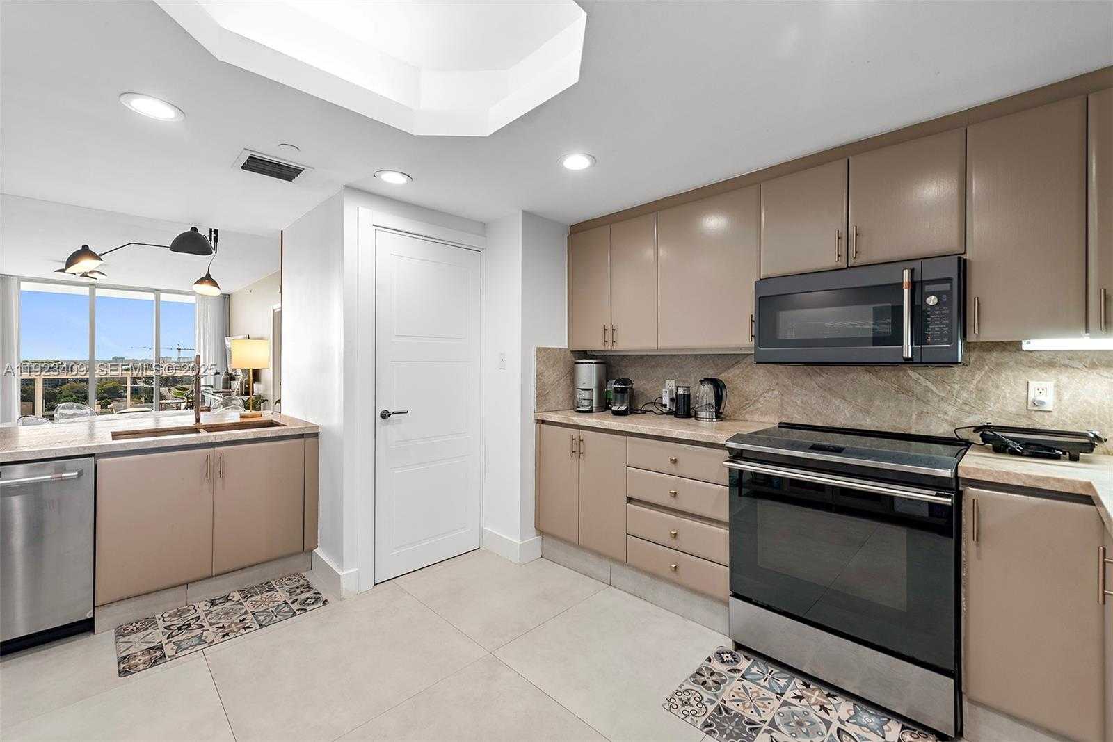 Small Image of 9595 COLLINS AVE #N10F, Surfside Number 15