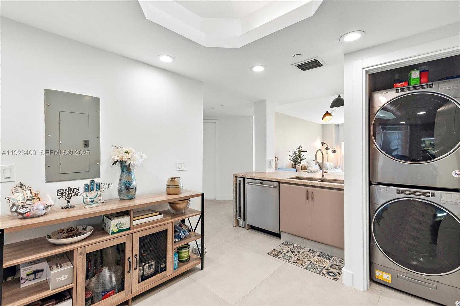 Small Image of 9595 COLLINS AVE #N10F, Surfside Number 18