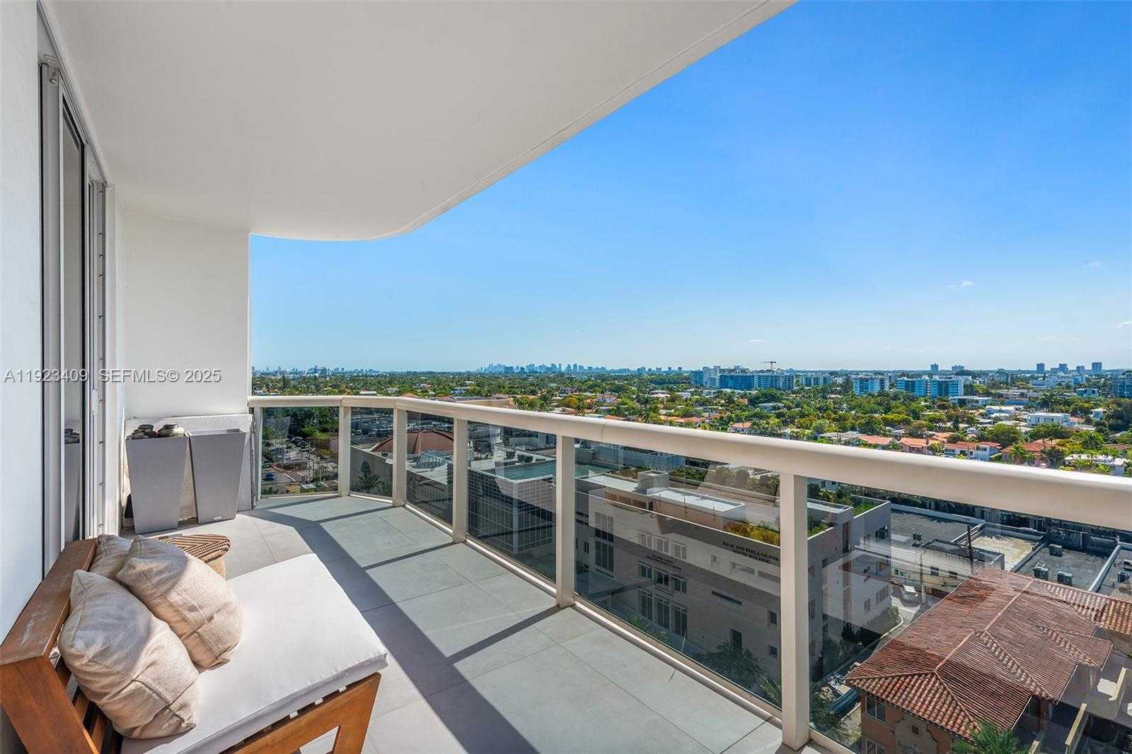 Small Image of 9595 COLLINS AVE #N10F, Surfside Number 31