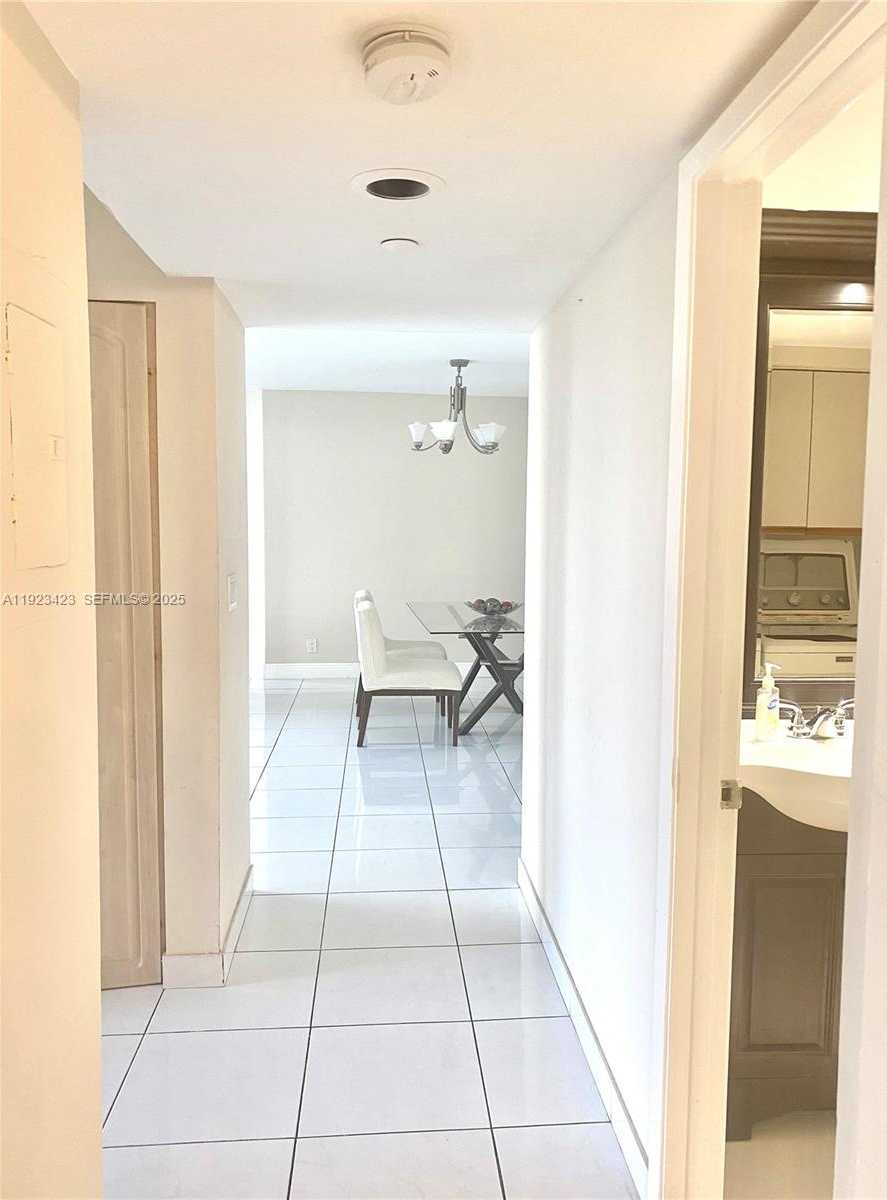 Imagen de Pequeño Objeto