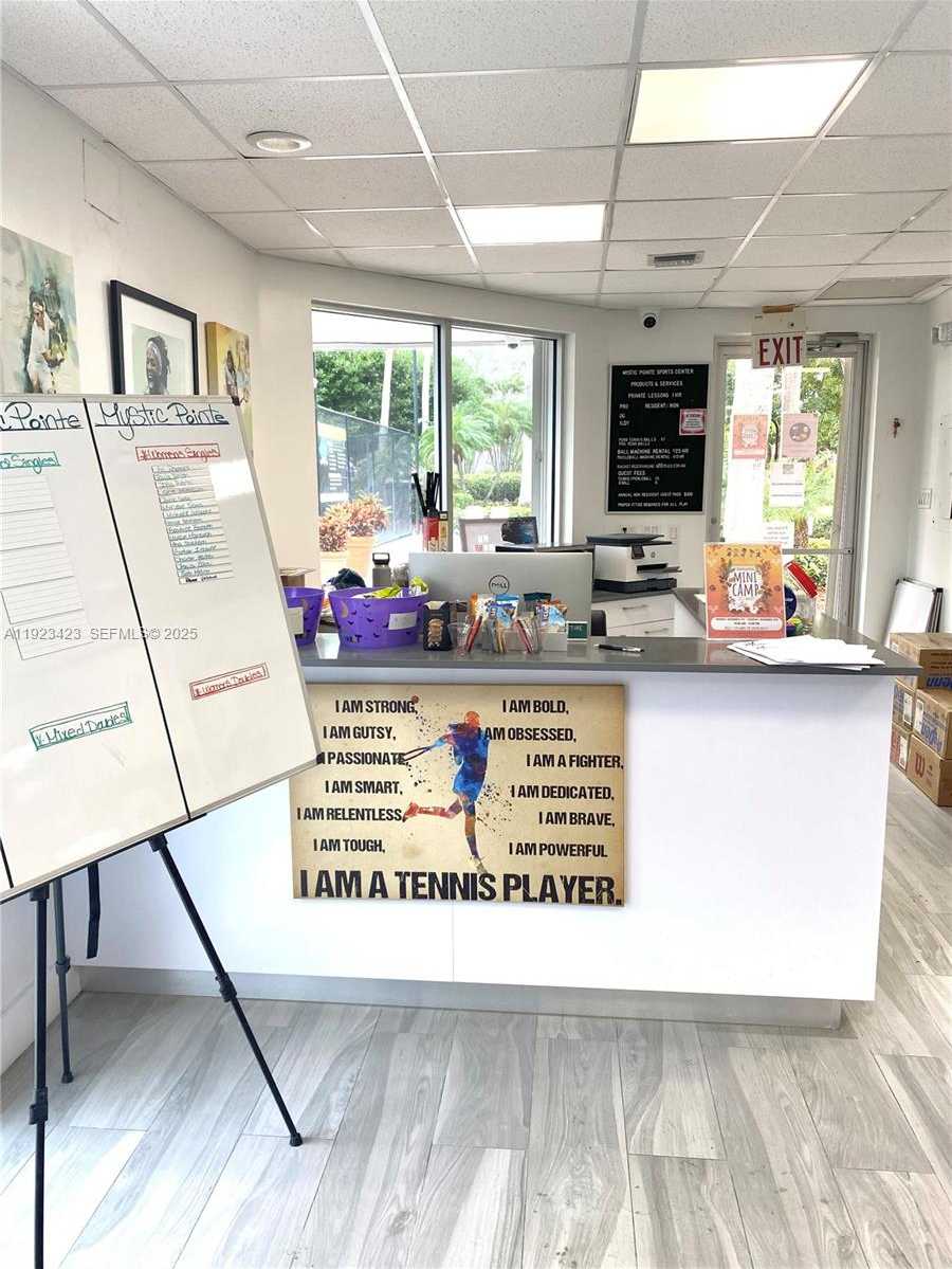 Imagen de Pequeño Objeto