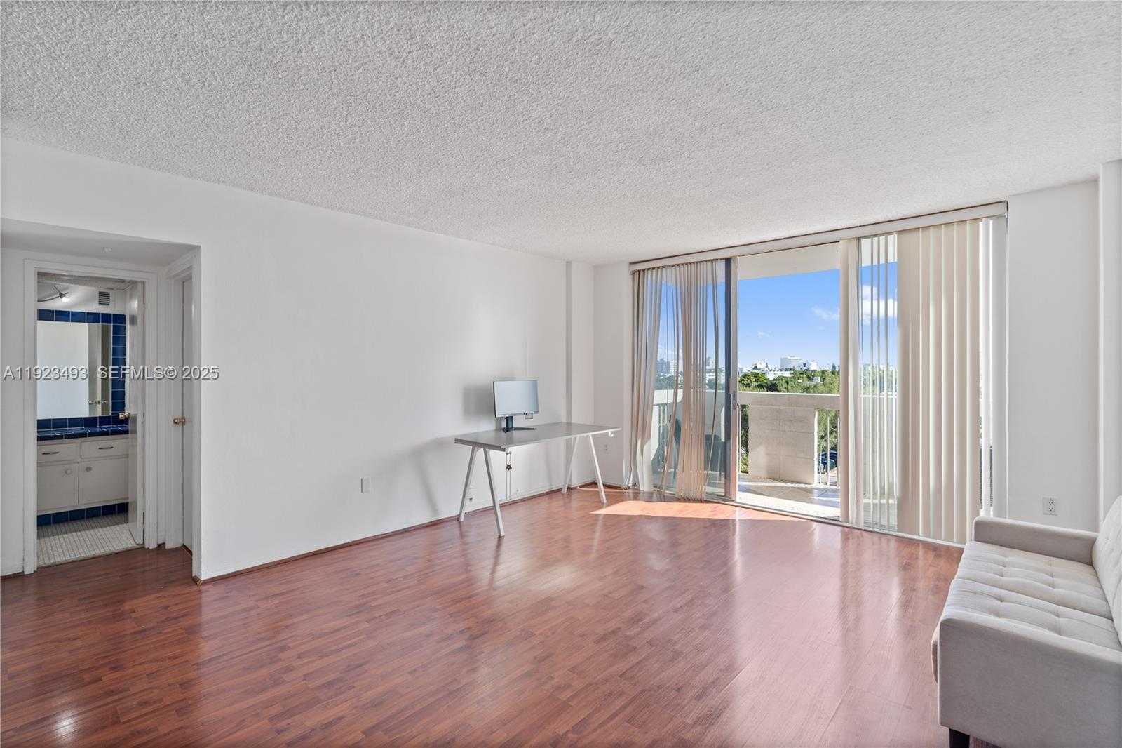 Small Image of 800 WEST AVE #722, Miami Beach Number 11