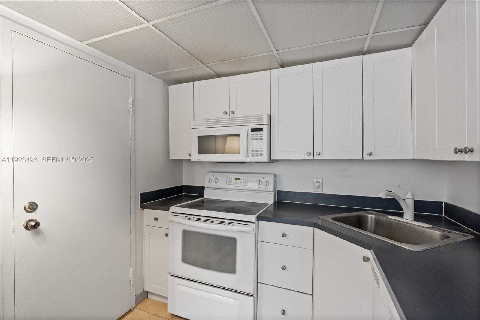 Small Image of 800 WEST AVE #722, Miami Beach Number 13