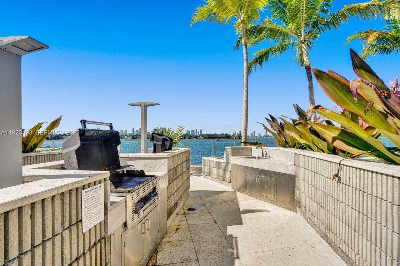 Small Image of 800 WEST AVE #722, Miami Beach Number 23
