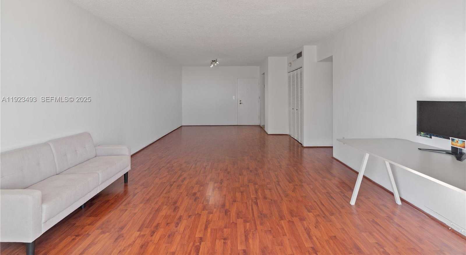 Small Image of 800 WEST AVE #722, Miami Beach Number 9