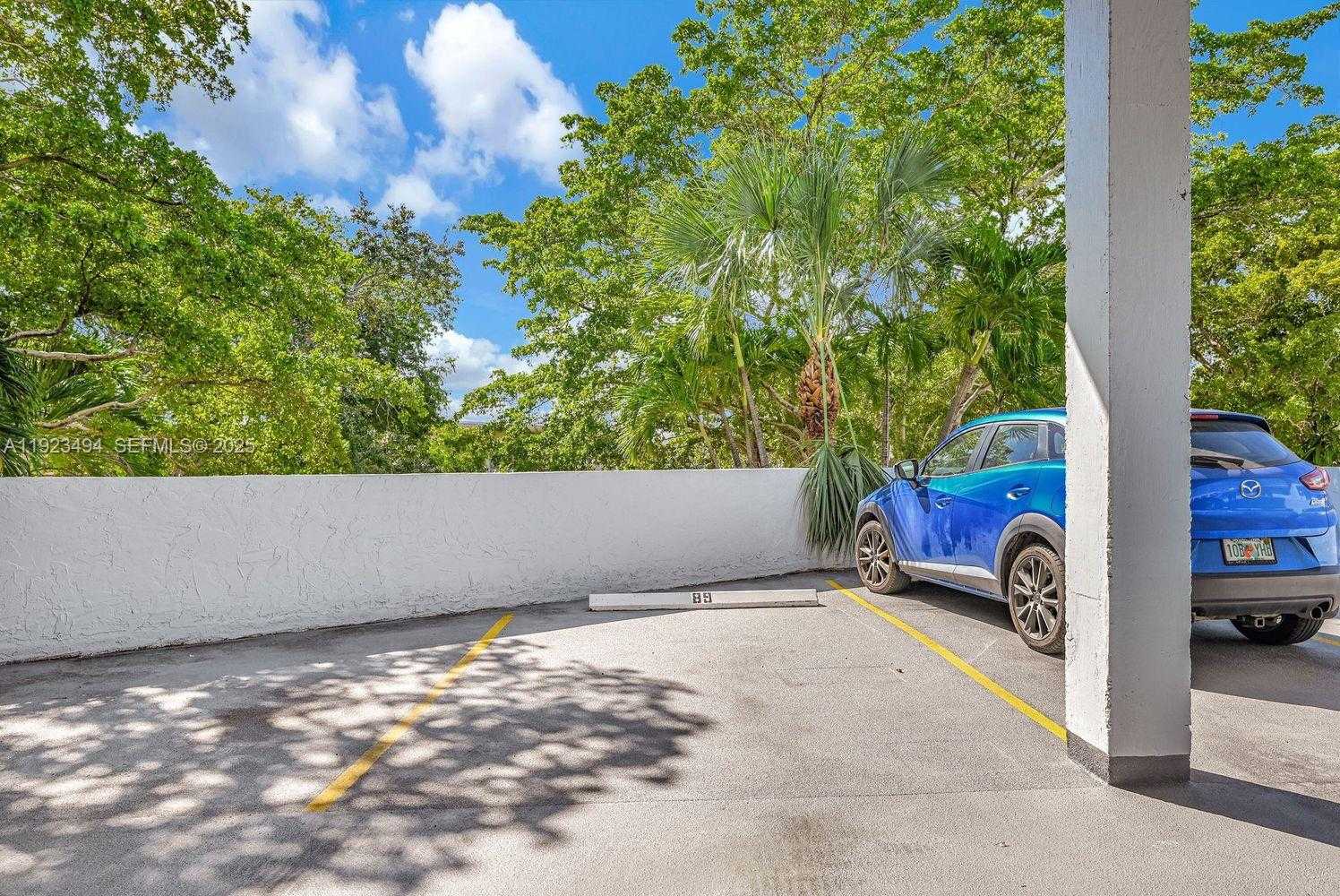 Small Image of 6900 BAY DR #6B, Miami Beach Number 22