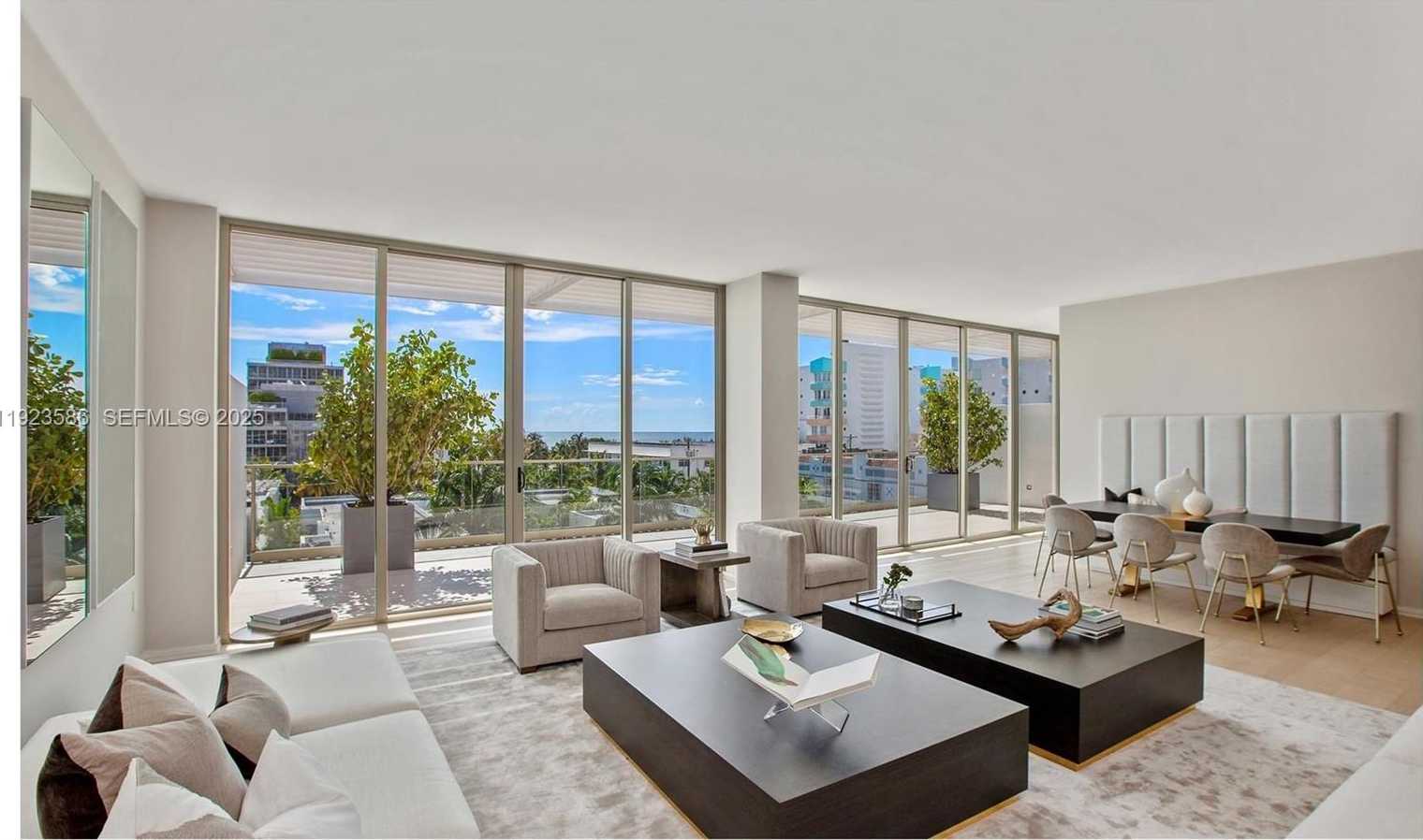 Small Image of 300 COLLINS AVE #PH2, Miami Beach Number 1