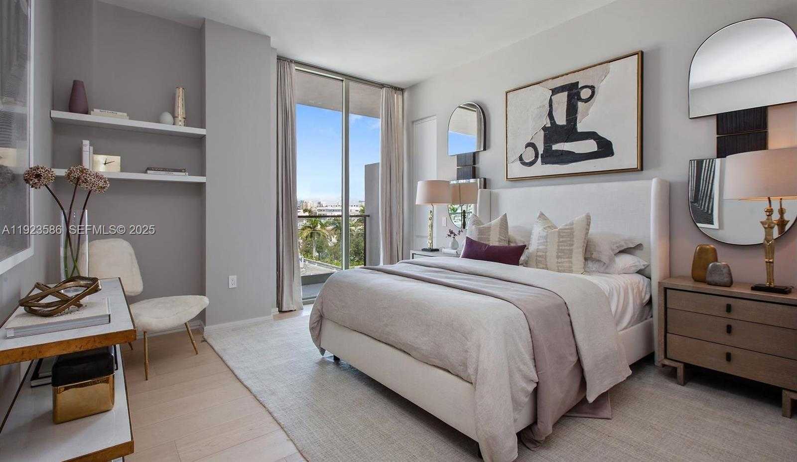 Small Image of 300 COLLINS AVE #PH2, Miami Beach Number 10