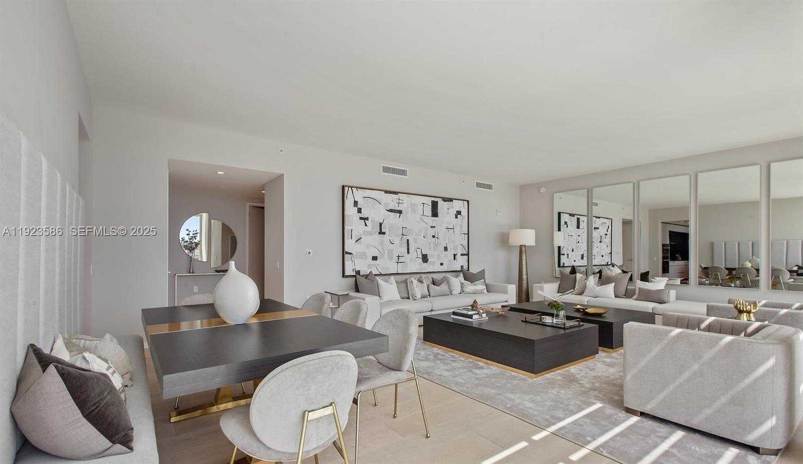 Small Image of 300 COLLINS AVE #PH2, Miami Beach Number 3