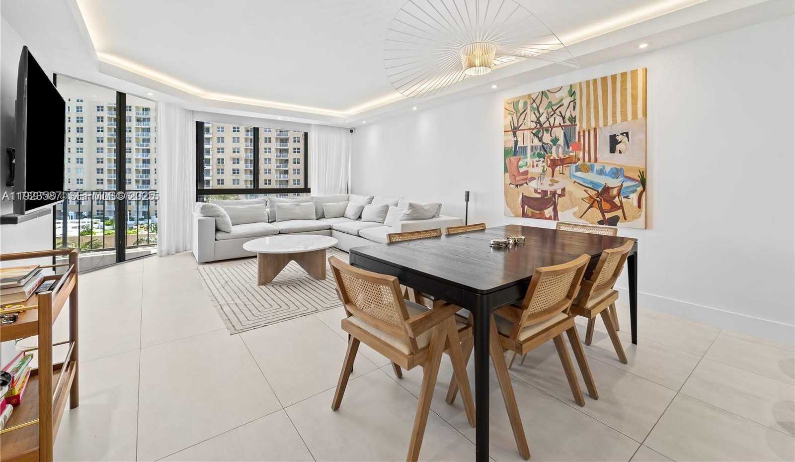 Small Image of 520 BRICKELL KEY DR #A713, Miami Number 1