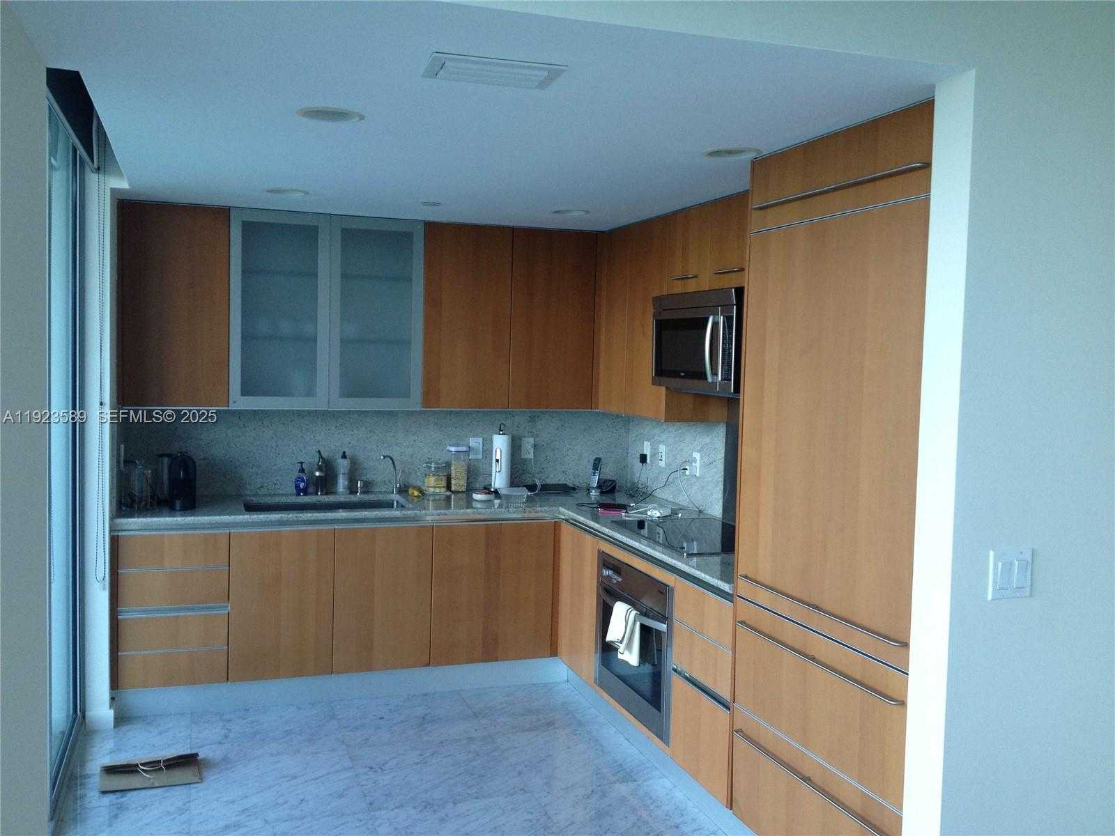 Small Image of 2627 SOUTH BAYSHORE DR #1208, Miami Number 1