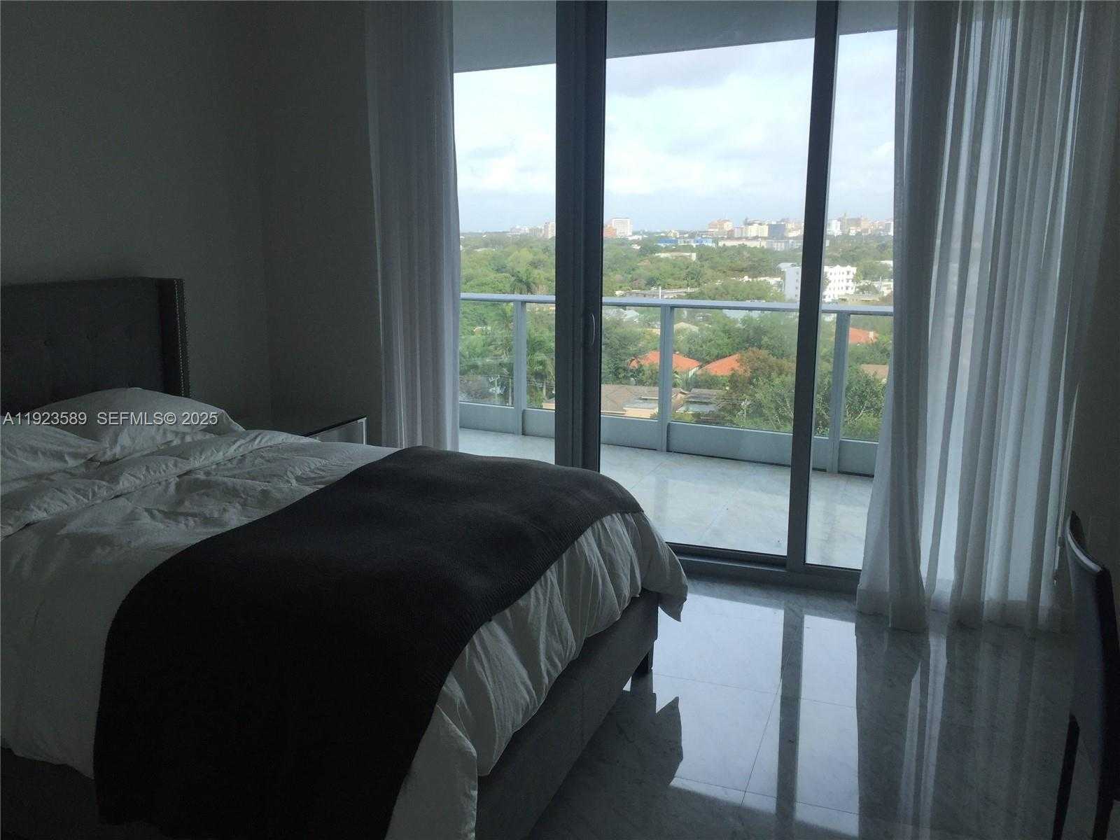 Small Image of 2627 SOUTH BAYSHORE DR #1208, Miami Number 7