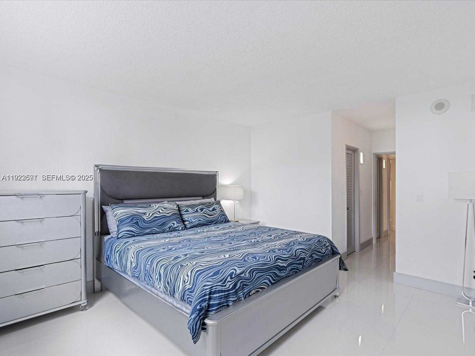 Small Image of 19370 EAST COLLINS AVE #625, Sunny Isles Beach Number 7