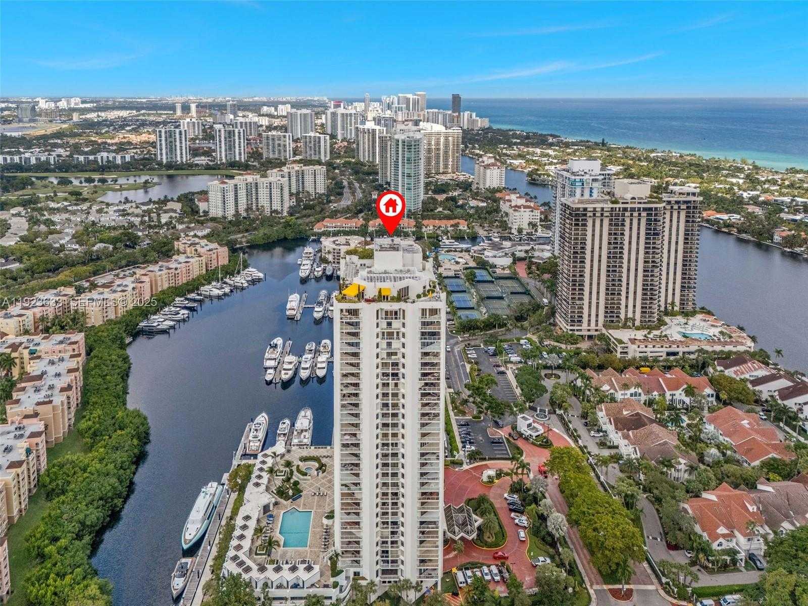 Small Image of 19500 TURNBERRY WAY #7D, Aventura Number 27
