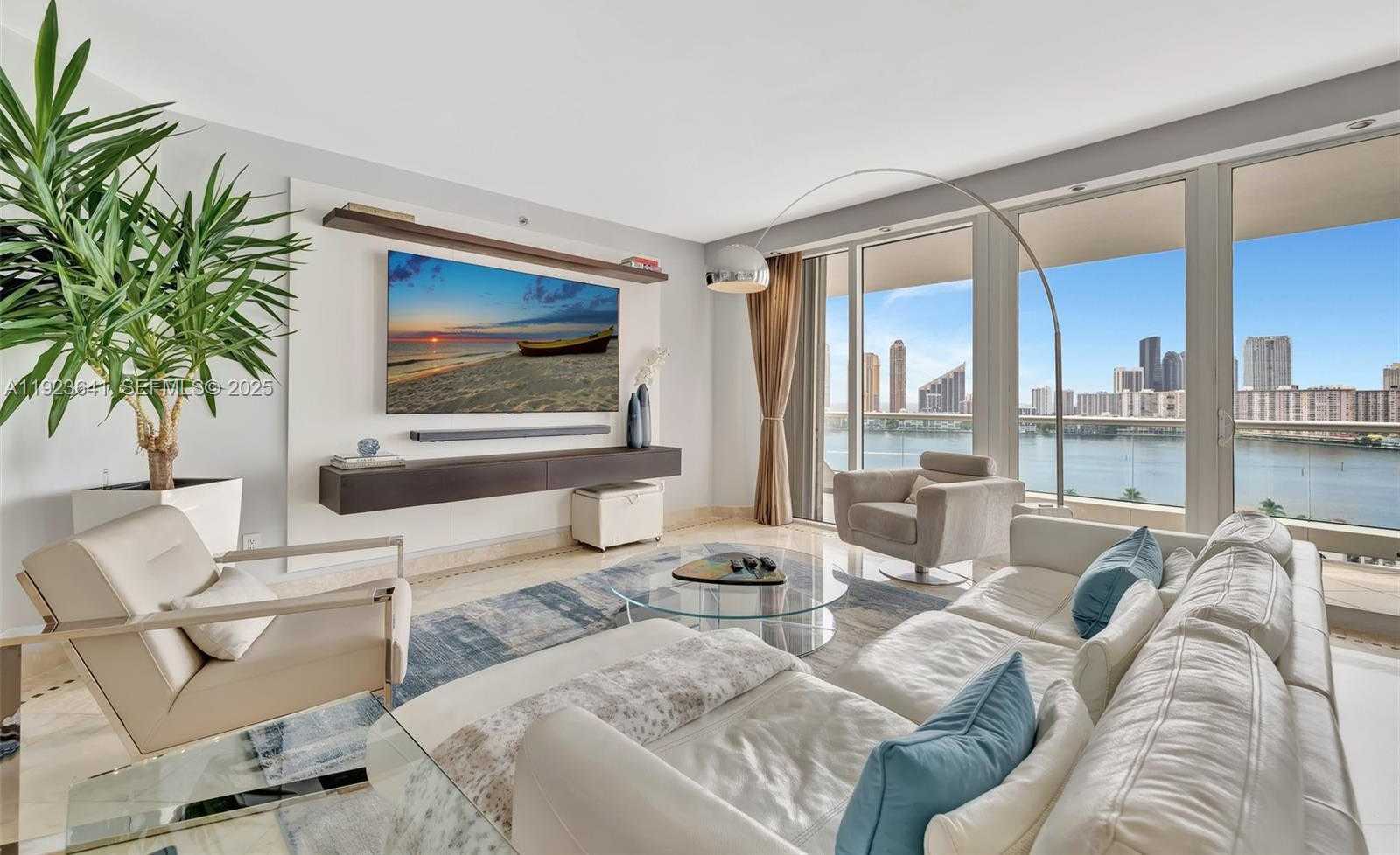 Small Image of 7000 ISLAND BLVD #1701, Aventura Number 2