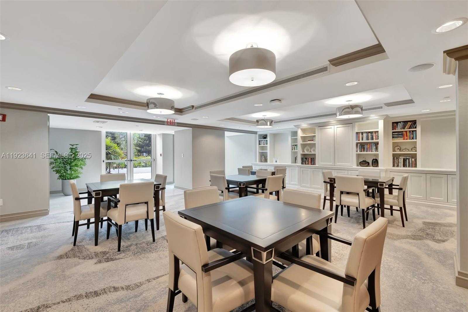 Small Image of 7000 ISLAND BLVD #1701, Aventura Number 36