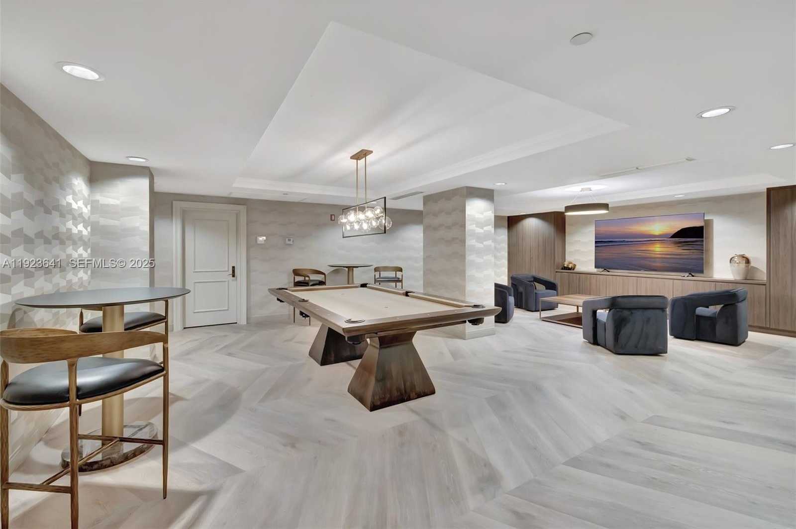 Small Image of 7000 ISLAND BLVD #1701, Aventura Number 40