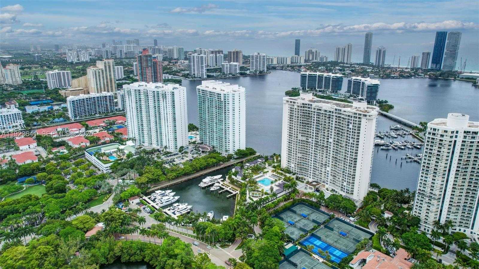 Small Image of 7000 ISLAND BLVD #1701, Aventura Number 60