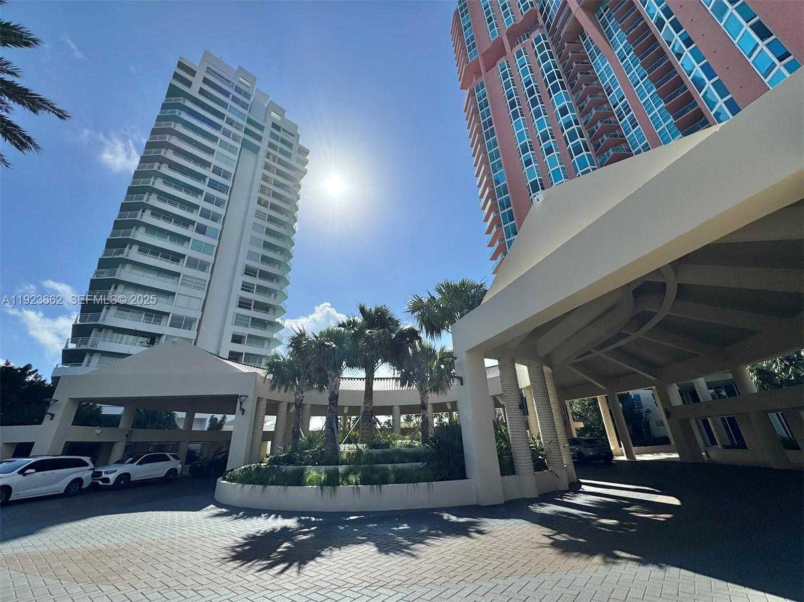 Small Image of 400 SOUTH POINTE DR #1610, Miami Beach Number 17