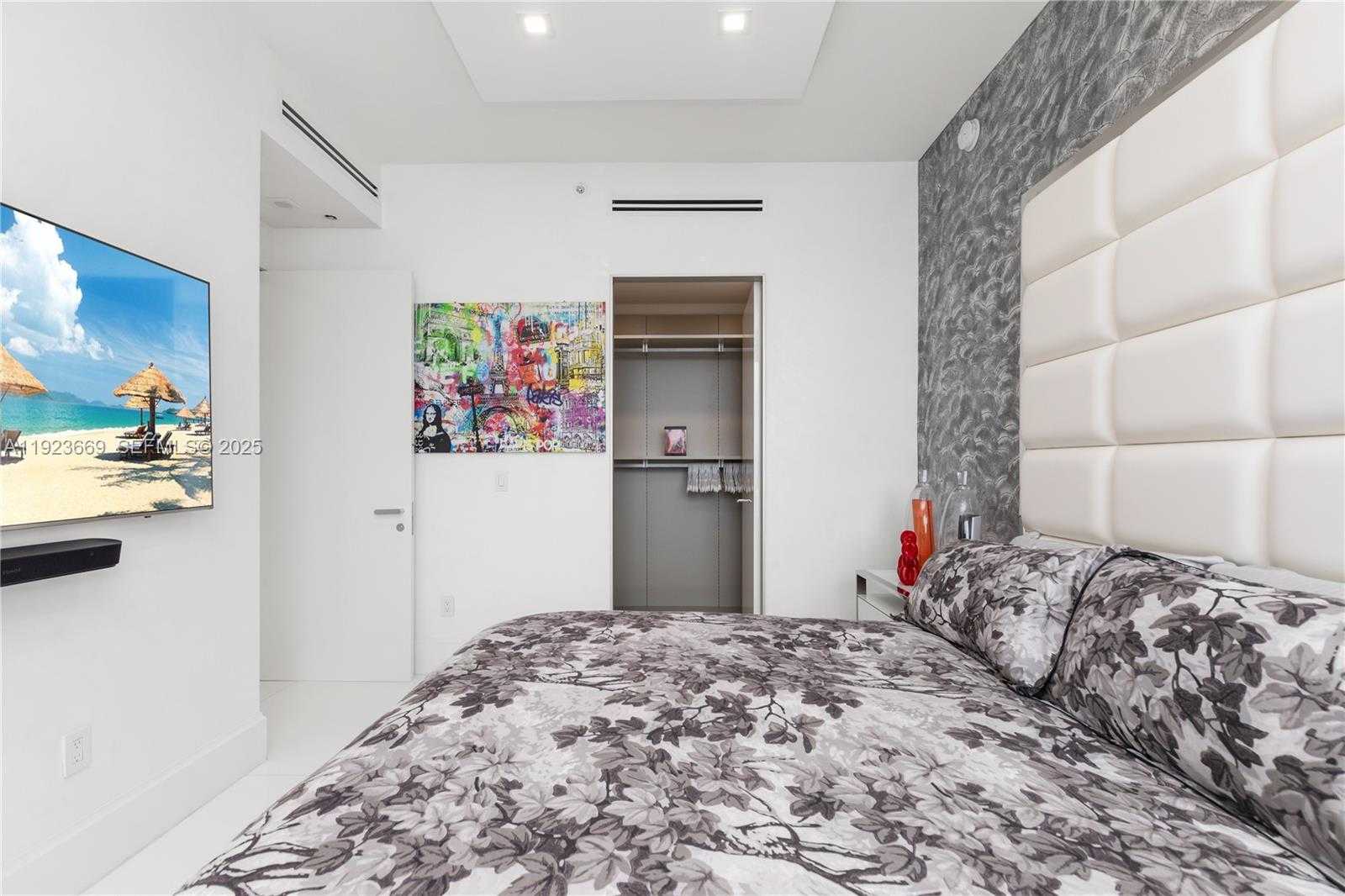 Small Image of 17875 COLLINS AVE #PH4701, Sunny Isles Beach Number 25