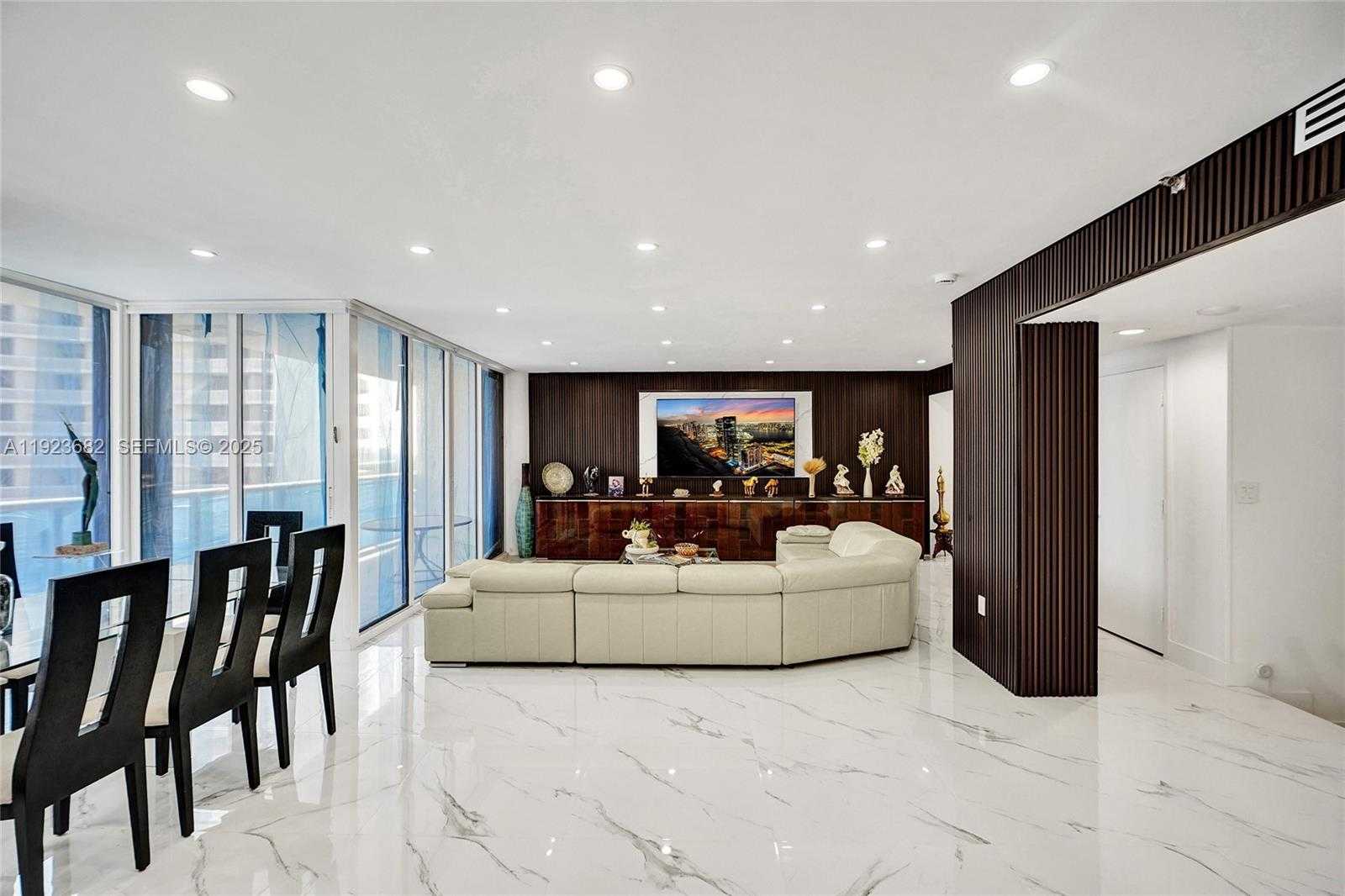 Small Image of 4000 ISLAND BLVD #2301, Aventura Number 19