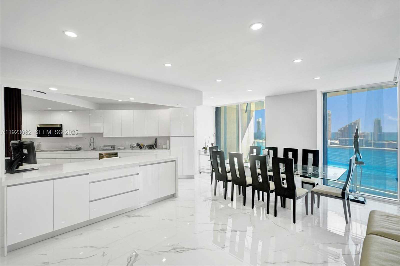 Small Image of 4000 ISLAND BLVD #2301, Aventura Number 22