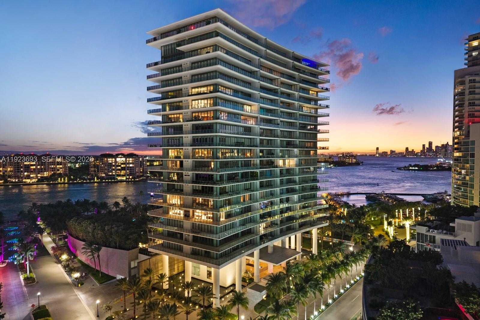 Small Image of 800 SOUTH POINTE DR #801, Miami Beach Number 45