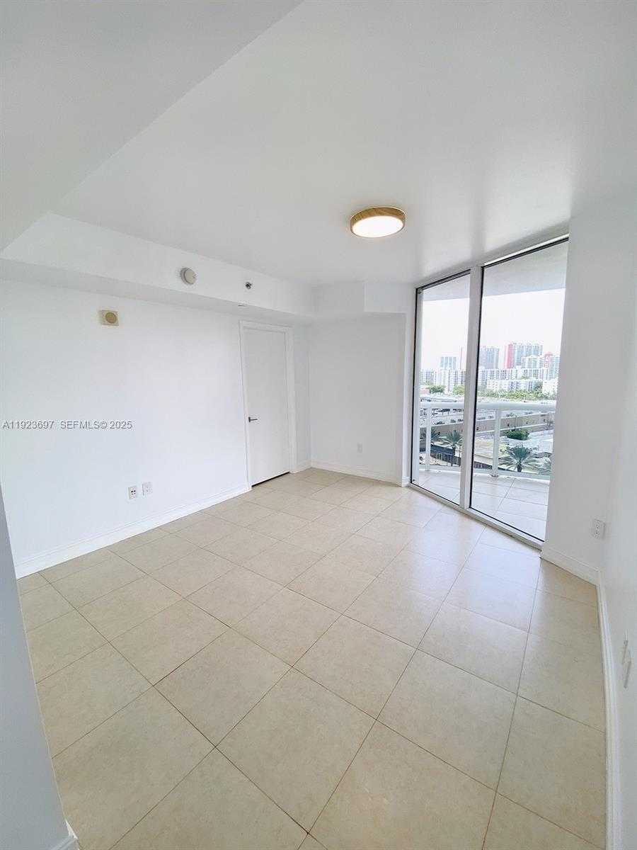 Small Image of 17201 COLLINS AVE #1009, Sunny Isles Beach Number 7