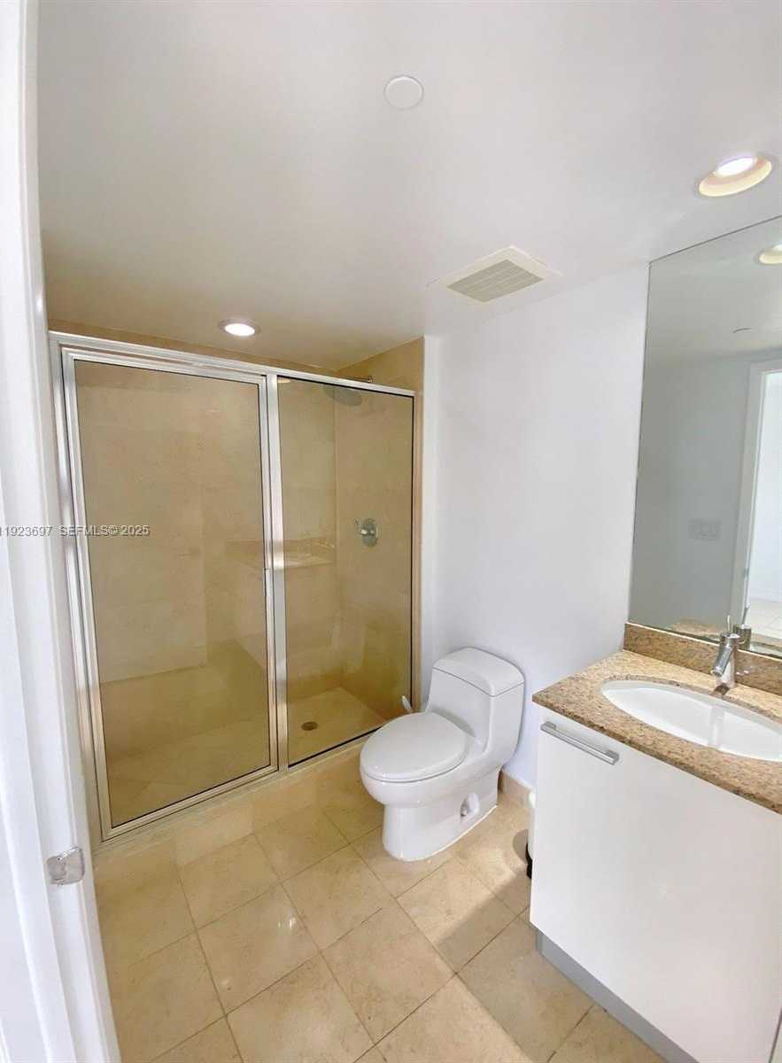 Small Image of 17201 COLLINS AVE #1009, Sunny Isles Beach Number 9