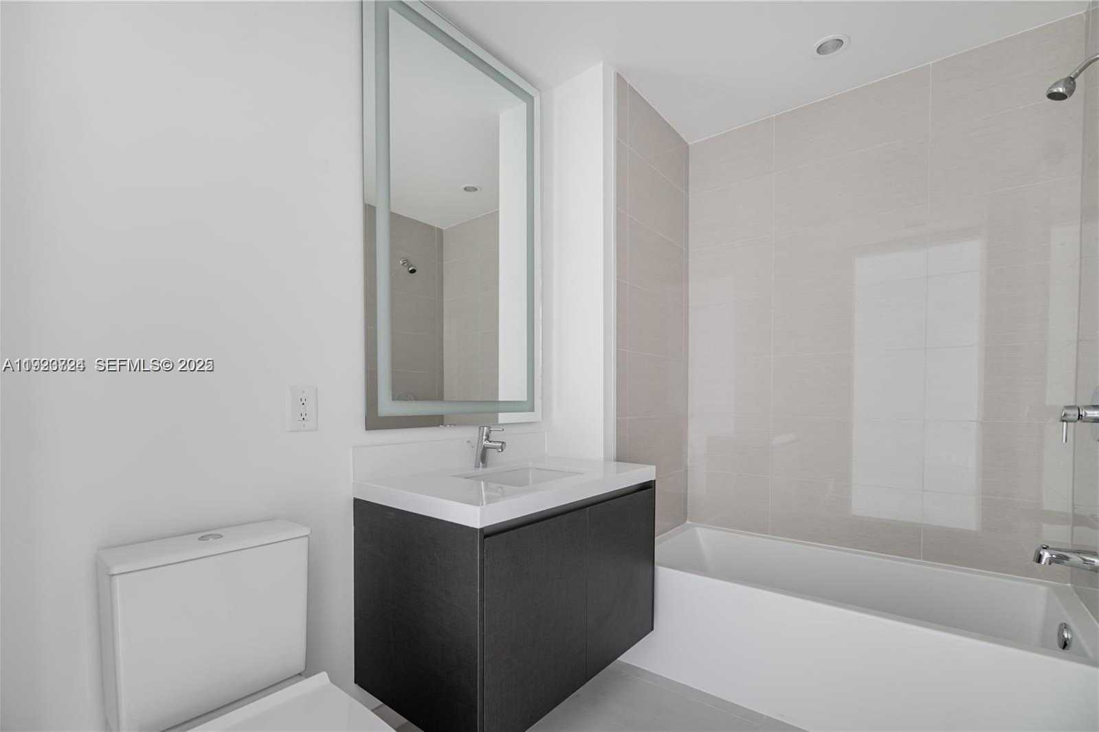 Small Image of 851 NORTH EAST 1ST AVE #4911, Miami Number 21