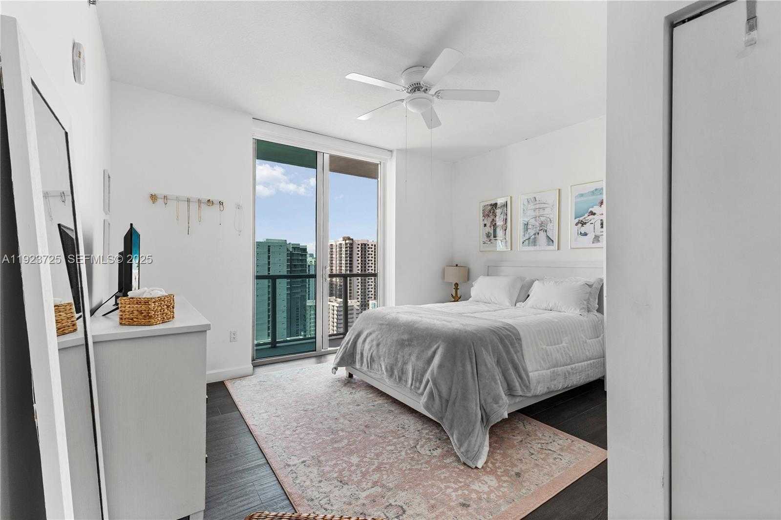 Small Image of 1111 SOUTH WEST 1ST AVE #2614-N, Miami Number 14