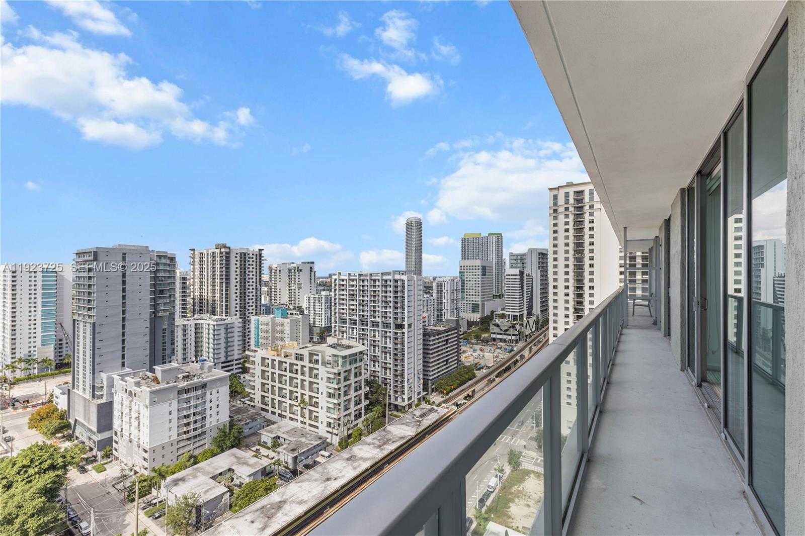 Small Image of 1111 SOUTH WEST 1ST AVE #2614-N, Miami Number 18