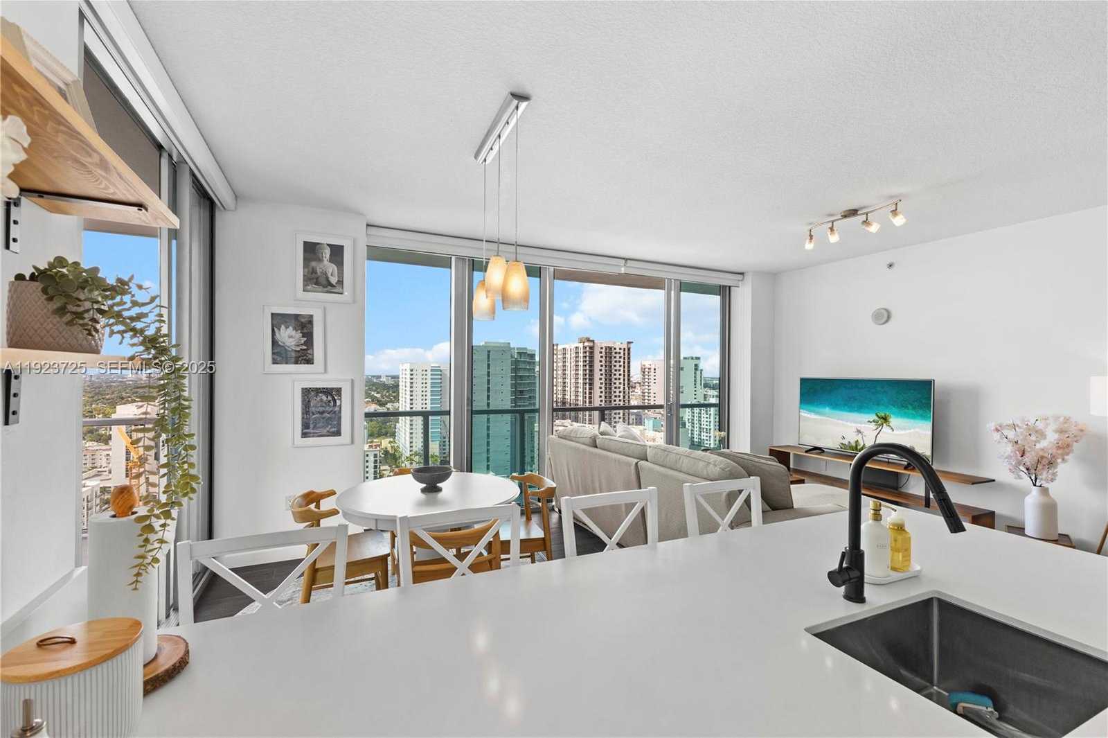 Small Image of 1111 SOUTH WEST 1ST AVE #2614-N, Miami Number 5