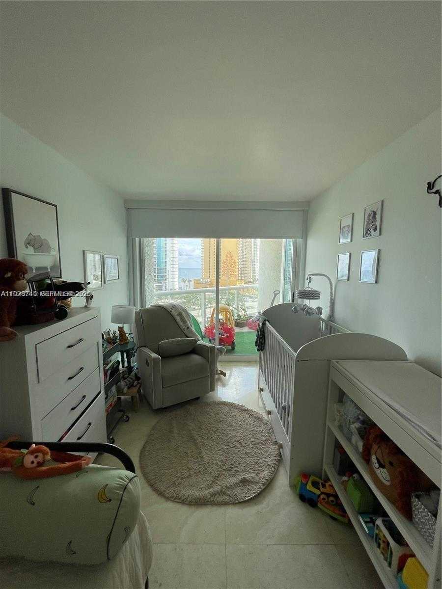 Small Image of 16400 COLLINS AVE #942, Sunny Isles Beach Number 25