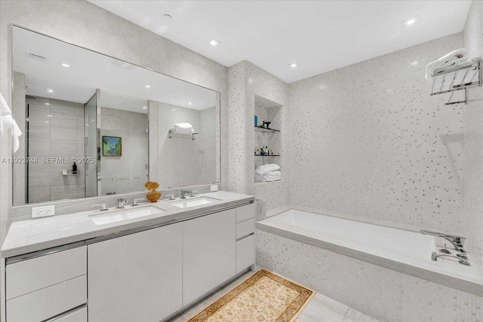 Small Image of 16901 COLLINS AVE #1802, Sunny Isles Beach Number 18