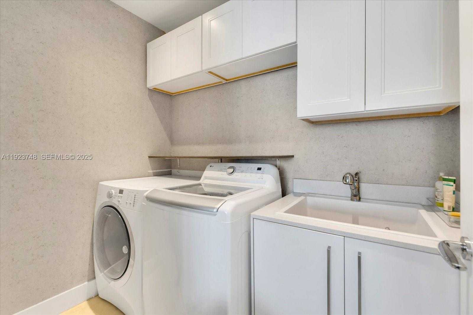 Small Image of 16901 COLLINS AVE #1802, Sunny Isles Beach Number 22