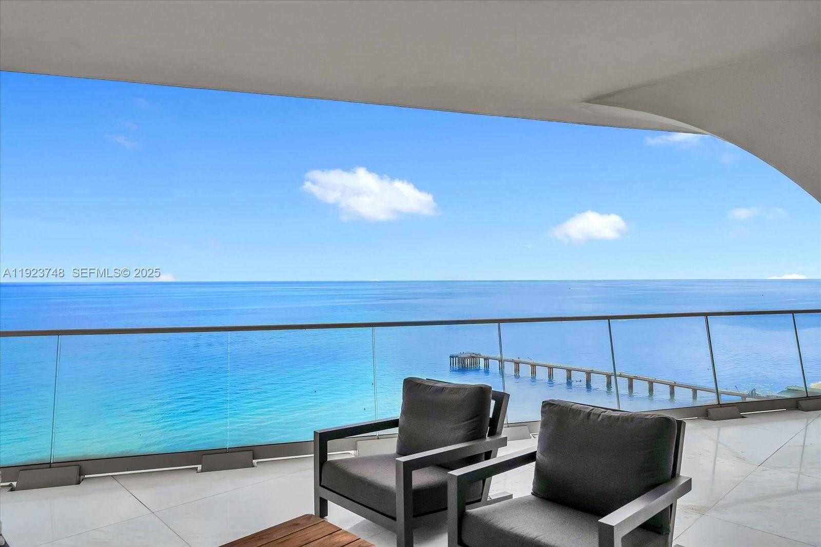 Small Image of 16901 COLLINS AVE #1802, Sunny Isles Beach Number 4