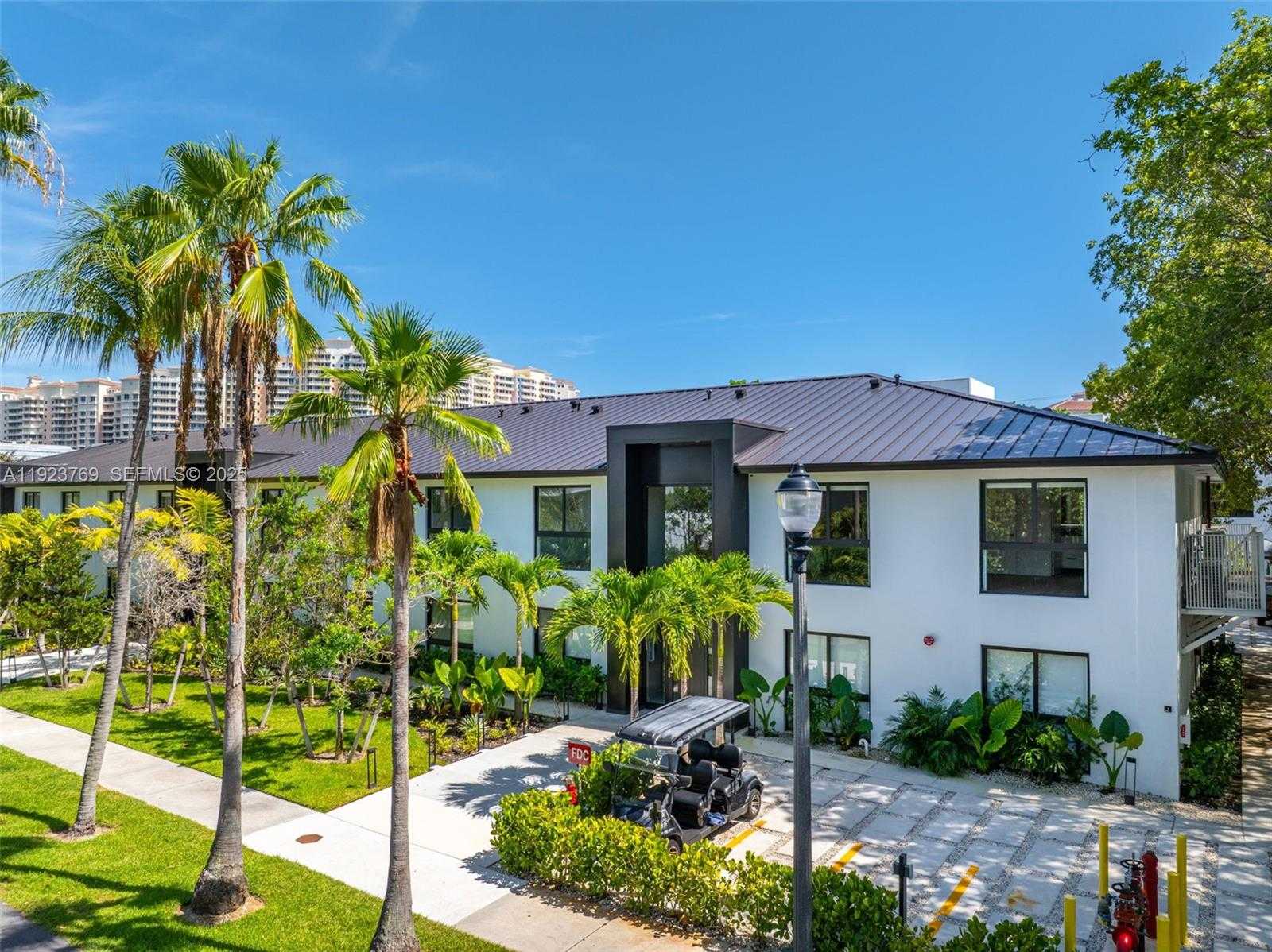 Imagen de Pequeño Objeto