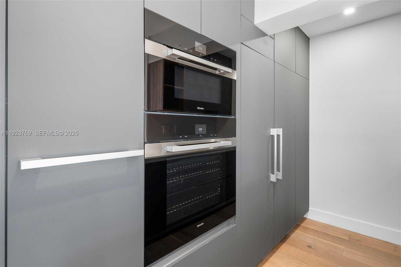 Imagen de Pequeño Objeto