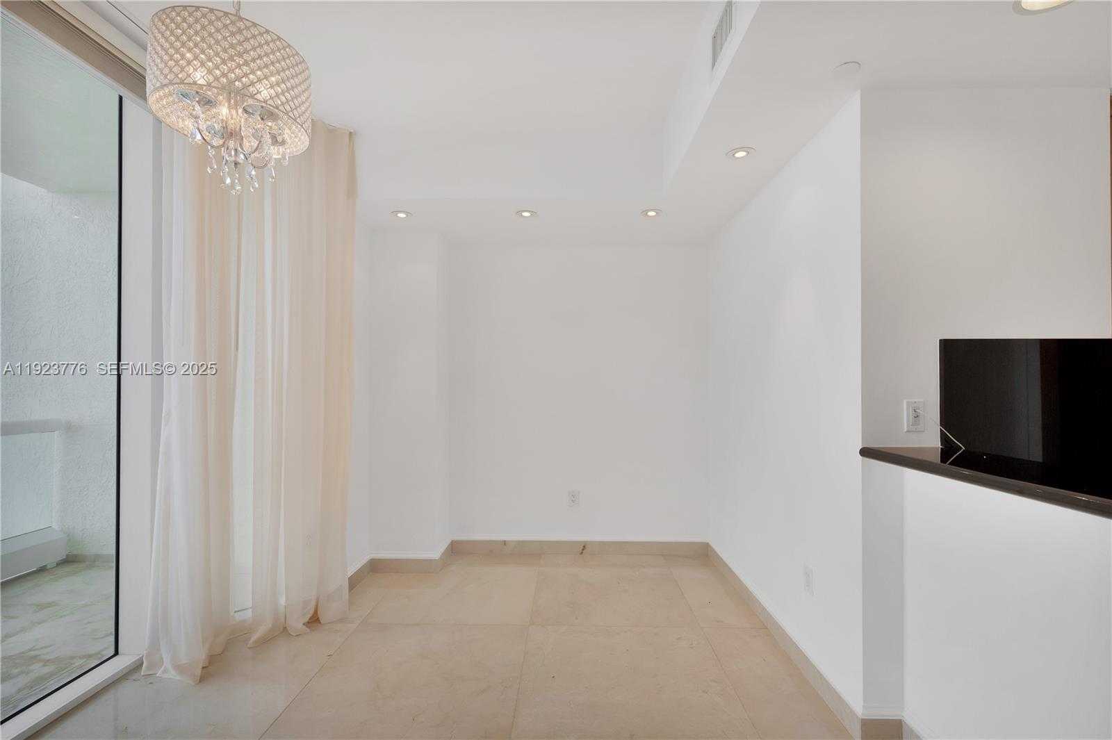 Small Image of 17875 COLLINS AVE #905, Sunny Isles Beach Number 20