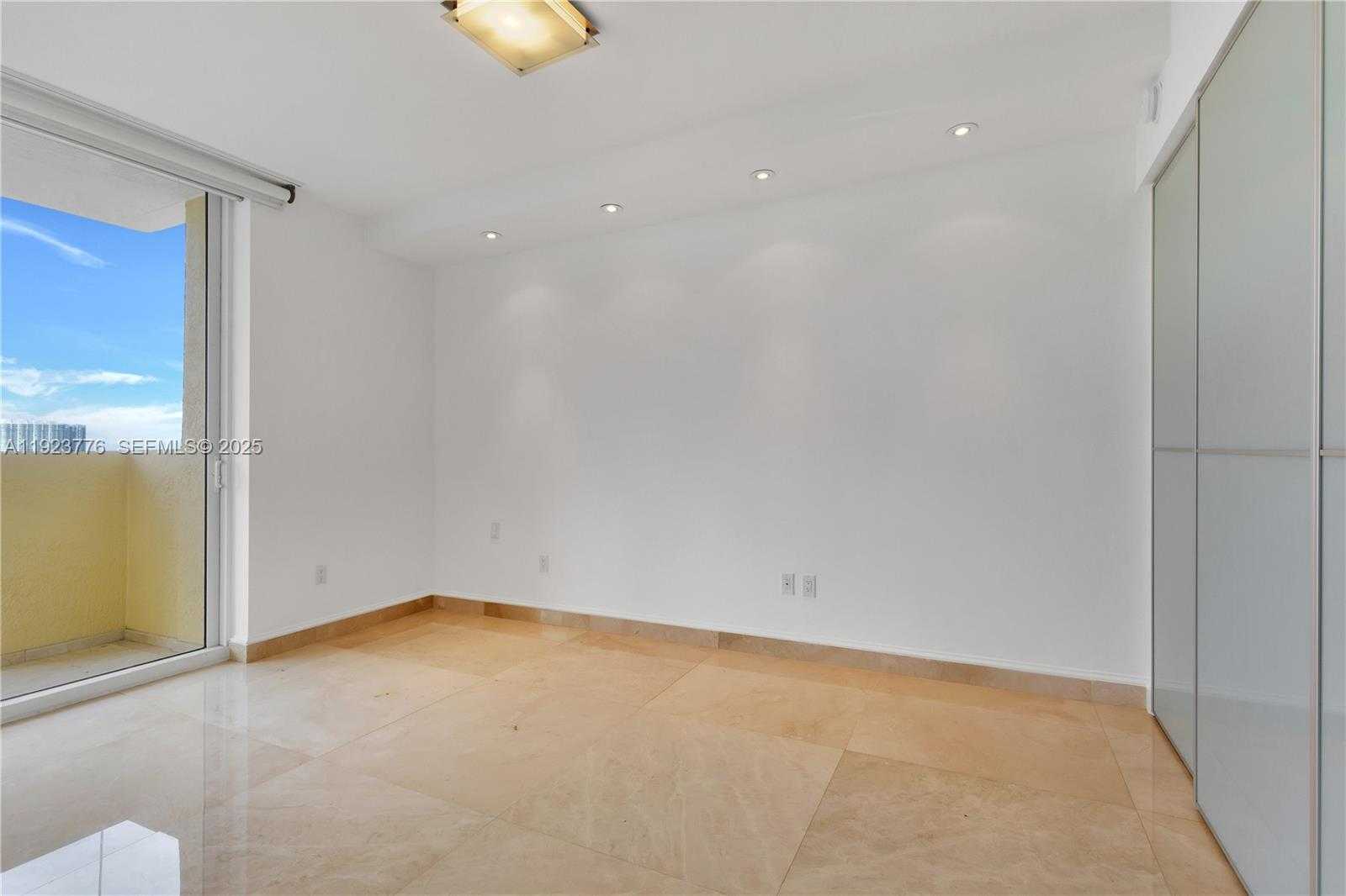 Small Image of 17875 COLLINS AVE #905, Sunny Isles Beach Number 27