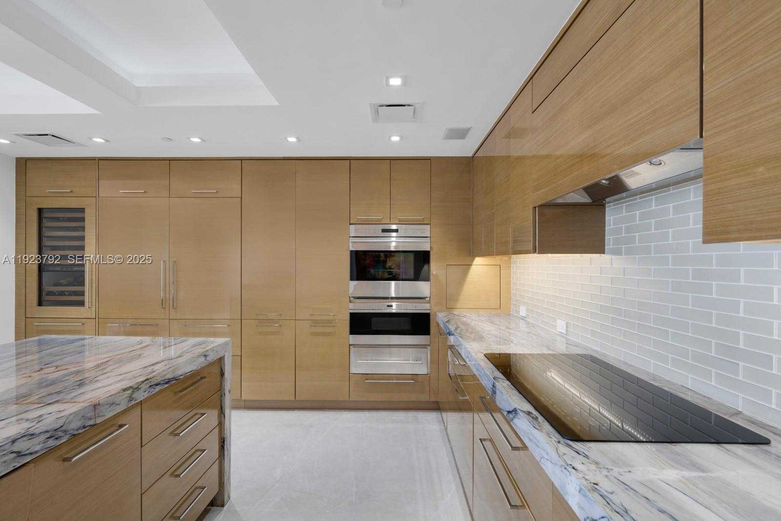 Small Image of 400 ALTON RD #3503, Miami Beach Number 11