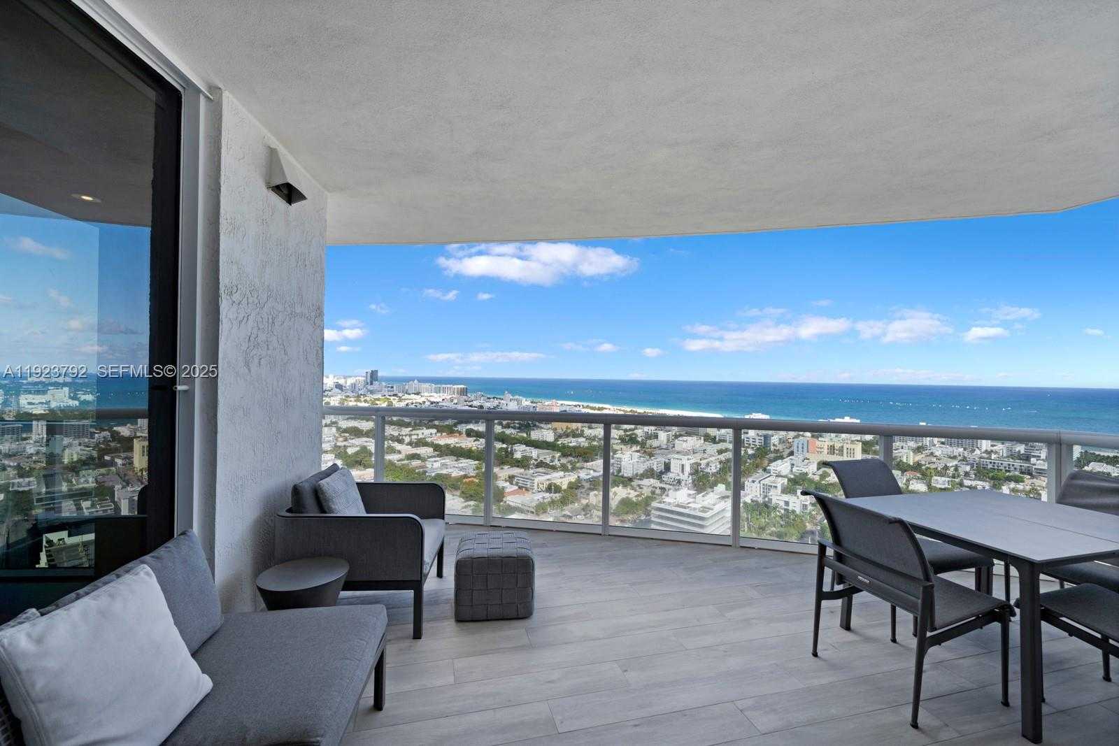 Small Image of 400 ALTON RD #3503, Miami Beach Number 12