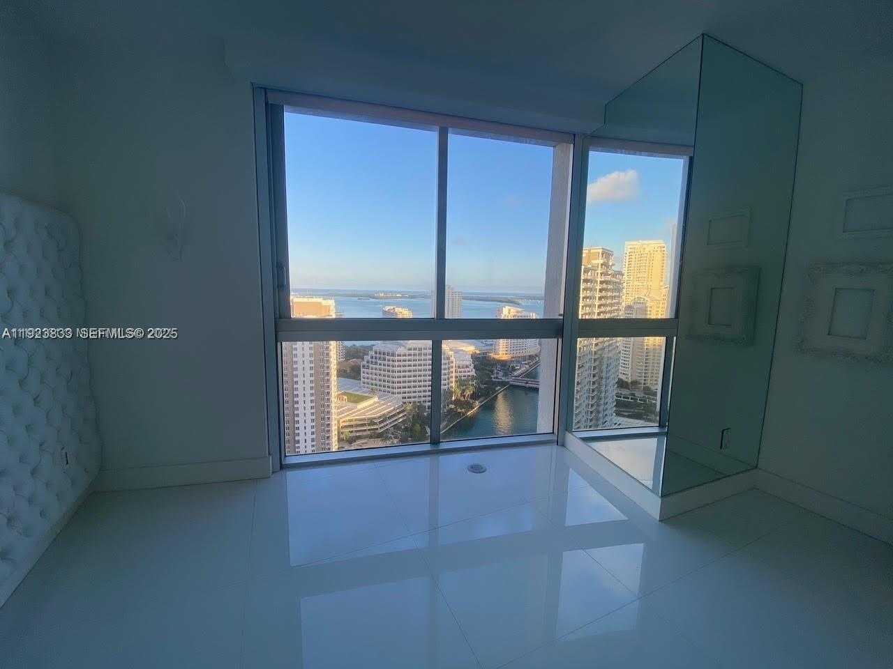 Small Image of 495 BRICKELL AVE #2902, Miami Number 15