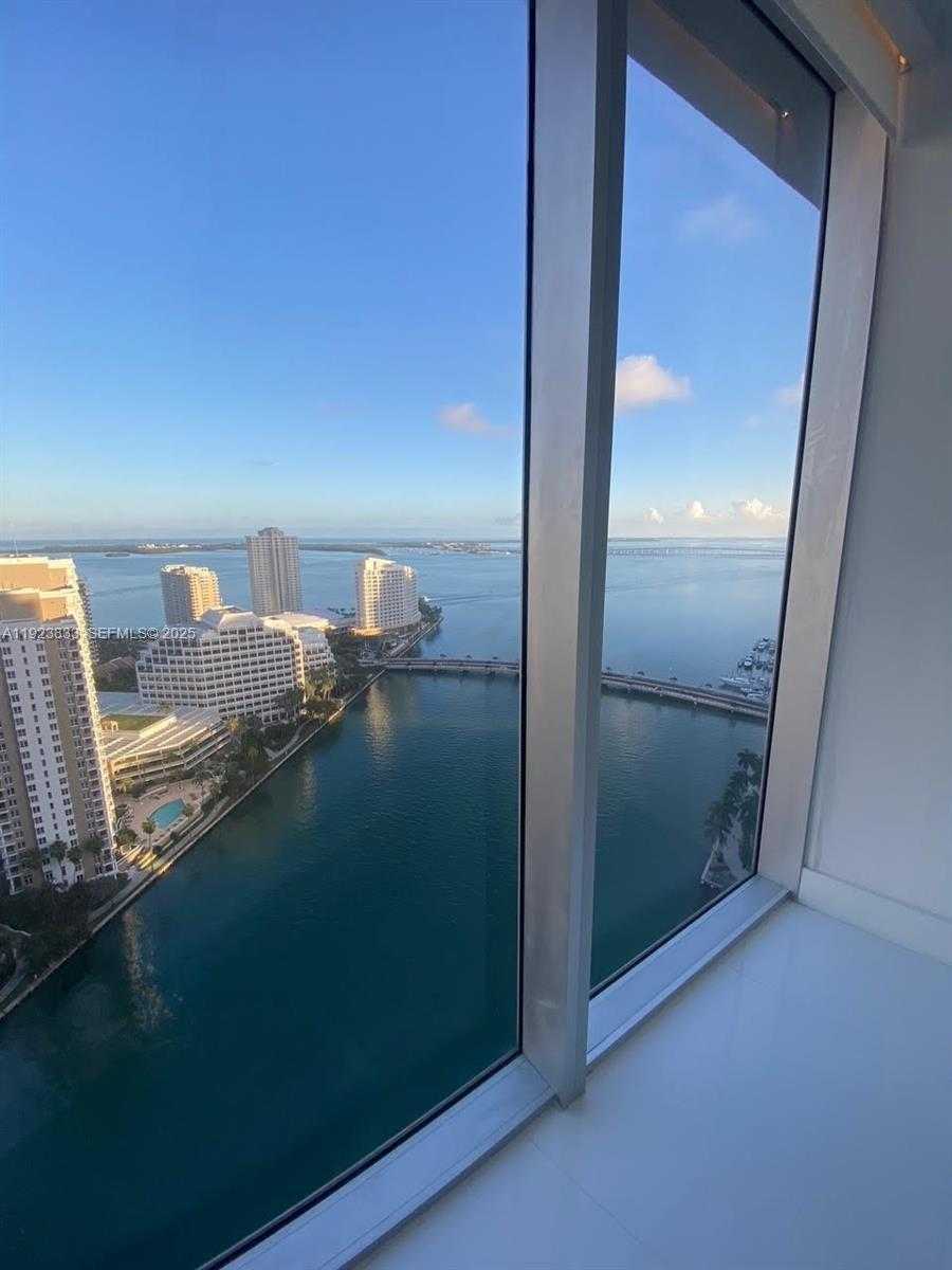 Small Image of 495 BRICKELL AVE #2902, Miami Number 17