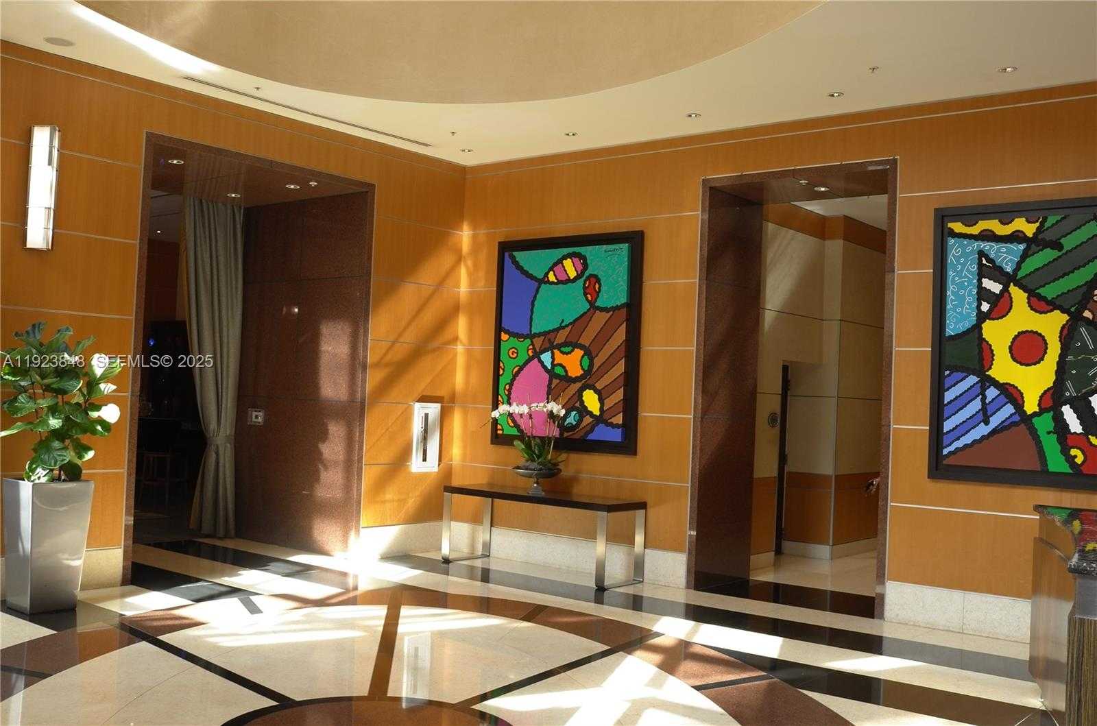 Imagen de Pequeño Objeto