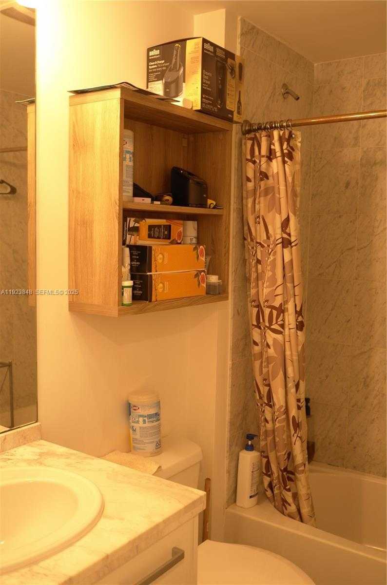 Imagen de Pequeño Objeto