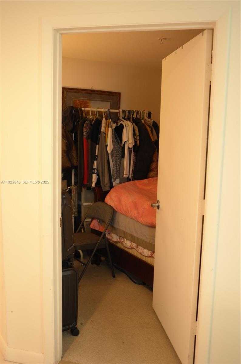 Imagen de Pequeño Objeto