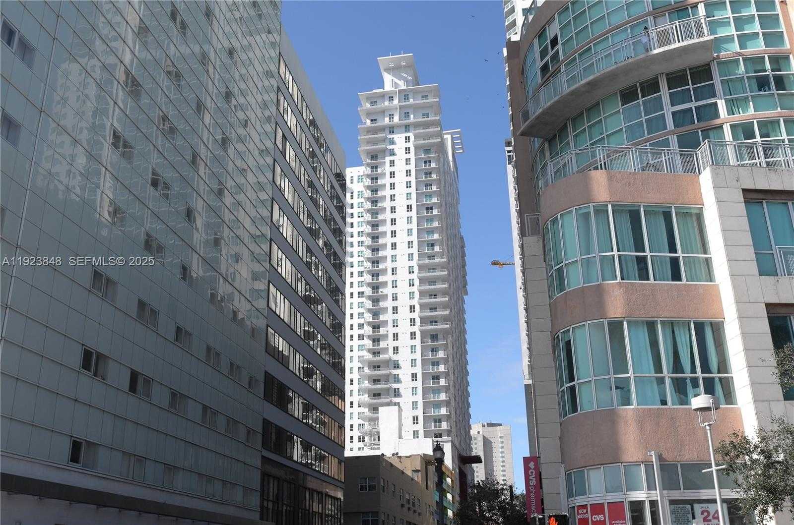 Imagen de Pequeño Objeto