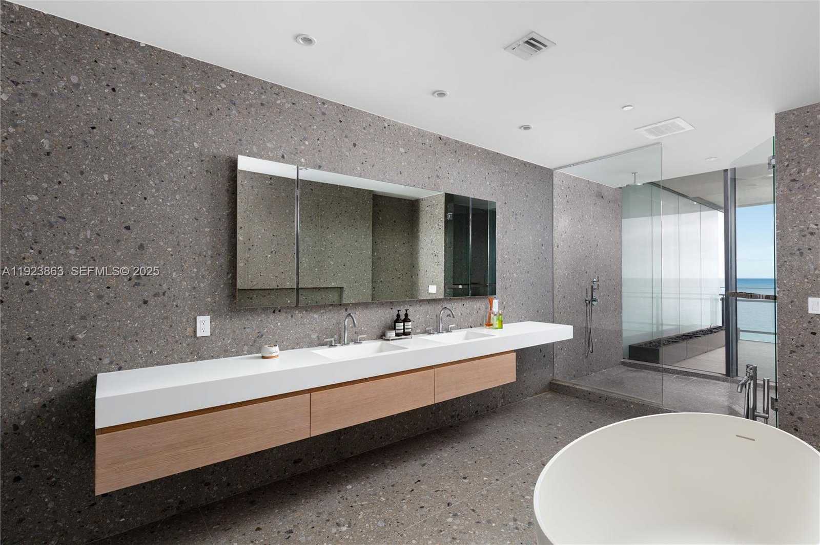 Small Image of 8701 COLLINS AVE #902, Miami Beach Number 12